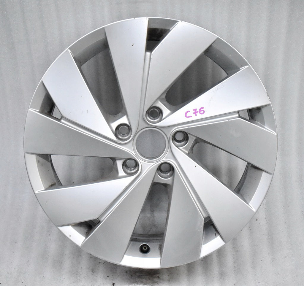 1x Alufelge 17 Zoll 6.5" 5x112 46ET Glanz Silber 5H0601025B VW Golf Rim Wheel FEL5570556841fj