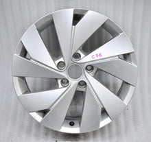 Load image into Gallery viewer, 1x Alufelge 17 Zoll 6.5" 5x112 46ET Glanz Silber 5H0601025B VW Golf Rim Wheel FEL5570556841fj