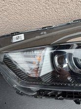 Load image into Gallery viewer, Frontscheinwerfer Hyundai Bayon 92101Q0500 Links Scheinwerfer Headlight