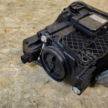 Laden Sie das Bild in den Galerie-Viewer, Frontscheinwerfer Skoda Superb 3V1941016A Xenon Rechts Scheinwerfer Headlight SCH1194427321rj