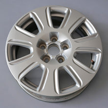 Laden Sie das Bild in den Galerie-Viewer, 1x Alufelge 16 Zoll 6.5&quot; 5x112 33ET Glanz Silber 8U0601025Q Audi Rim Wheel