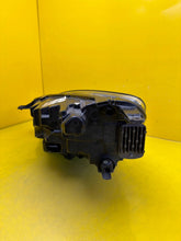 Laden Sie das Bild in den Galerie-Viewer, Frontscheinwerfer Ford Kuga III L90187839 LV4B-13E016-AL LED Rechts Headlight SCH3121020680wh
