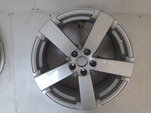 Load image into Gallery viewer, 1x Alufelge 17 Zoll 7.0&quot; 5x100 43ET Glanz Silber 6J0071493 Seat Rim Wheel