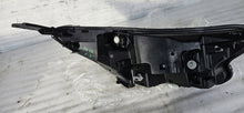 Load image into Gallery viewer, Frontscheinwerfer Honda Cr-V V W3913 LED FALSE Scheinwerfer Headlight SCH1738484931rl