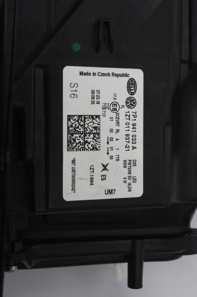 Frontscheinwerfer VW Touareg 7P1941033A Xenon Ein Stück (Rechts oder Links)