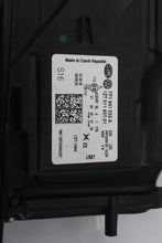 Load image into Gallery viewer, Frontscheinwerfer VW Touareg 7P1941033A Xenon Ein Stück (Rechts oder Links)