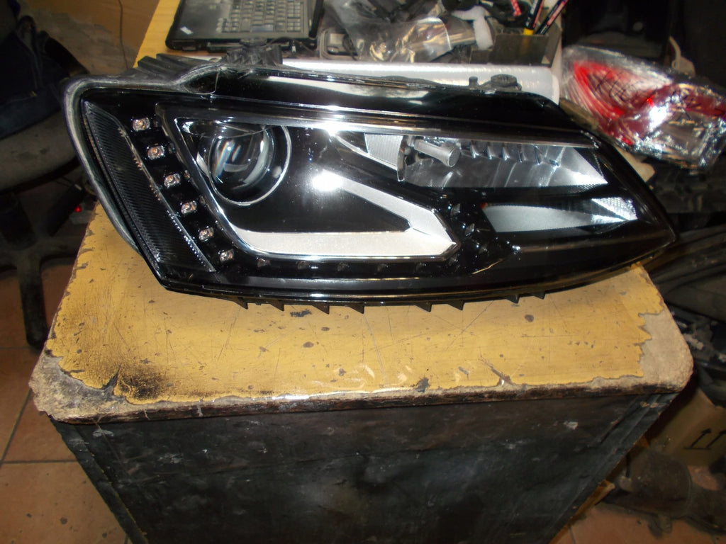 Frontscheinwerfer VW Jetta I 5C7541752E Rechts Scheinwerfer Headlight SCH7834790560ww
