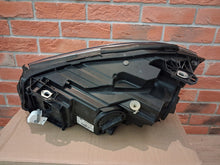 Laden Sie das Bild in den Galerie-Viewer, Frontscheinwerfer Mercedes-Benz W176 A1768204361KZ LED Rechts Headlight SCH3910975117mm