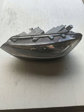 Laden Sie das Bild in den Galerie-Viewer, Frontscheinwerfer VW Touran 5TB941035B LED Links Scheinwerfer Headlight