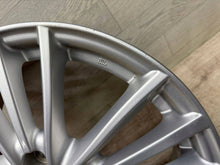 Laden Sie das Bild in den Galerie-Viewer, 1x Alufelge 17 Zoll 6.5" 5x114.3 50ET 43210-61M72 Suzuki Vitara I Sx4 S-Cross FEL2733994784vt