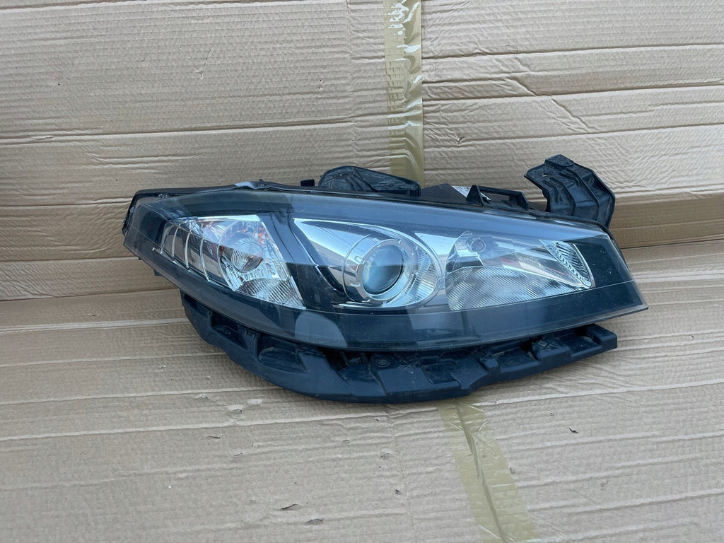 Frontscheinwerfer Renault Laguna III 8200555906 Xenon Rechts Headlight