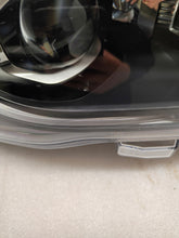 Laden Sie das Bild in den Galerie-Viewer, Frontscheinwerfer Ford Focus JX7B13E016AH Full LED Rechts Scheinwerfer Headlight SCH8744028901zx