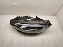 Laden Sie das Bild in den Galerie-Viewer, Frontscheinwerfer Mercedes-Benz W177 A1779060603 Rechts Scheinwerfer Headlight SCH7298430796it