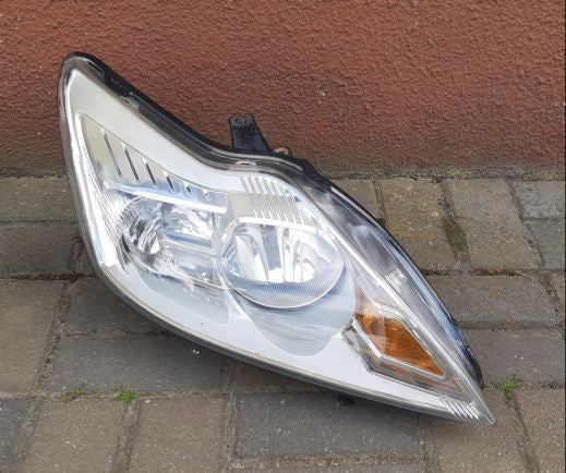 Frontscheinwerfer Ford Focus 8M51-13W029-AD Rechts Scheinwerfer Headlight