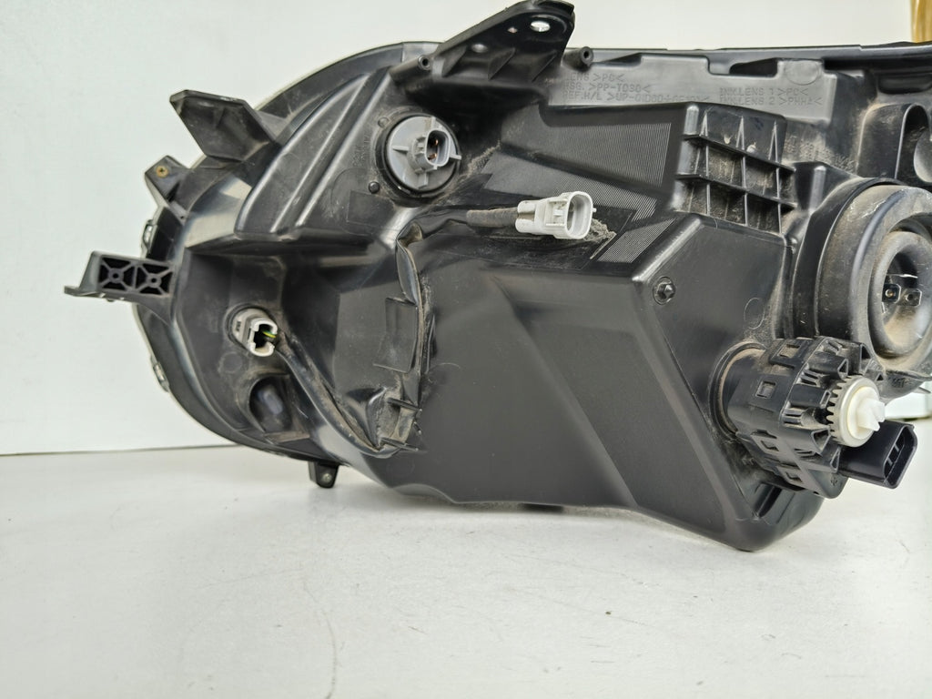 Frontscheinwerfer Mitsubishi L200 15-TAA 8301D154 Rechts Scheinwerfer Headlight SCH4654938407hp