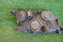 Laden Sie das Bild in den Galerie-Viewer, Frontscheinwerfer Skoda Rapid 5G1941015D Links Scheinwerfer Headlight SCH6126138243io