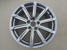 Laden Sie das Bild in den Galerie-Viewer, 1x Alufelge 18 Zoll 9.0" 5x112 Glanz Silber 8J0601025AJ Audi Tt Rim Wheel FEL8021190565du