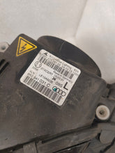 Load image into Gallery viewer, Frontscheinwerfer Audi A4 B8 8K0941031C 8K0941032C Xenon Rechts oder Links