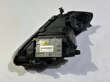 Laden Sie das Bild in den Galerie-Viewer, Frontscheinwerfer Maserati I 215798 Xenon Links Scheinwerfer Headlight SCH7174941296ml