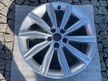 Load image into Gallery viewer, 1x Alufelge 19 Zoll 8.5" 5x112 40ET 4K0601025DR Audi A4 B8 Rim Wheel FEL5849589774jc