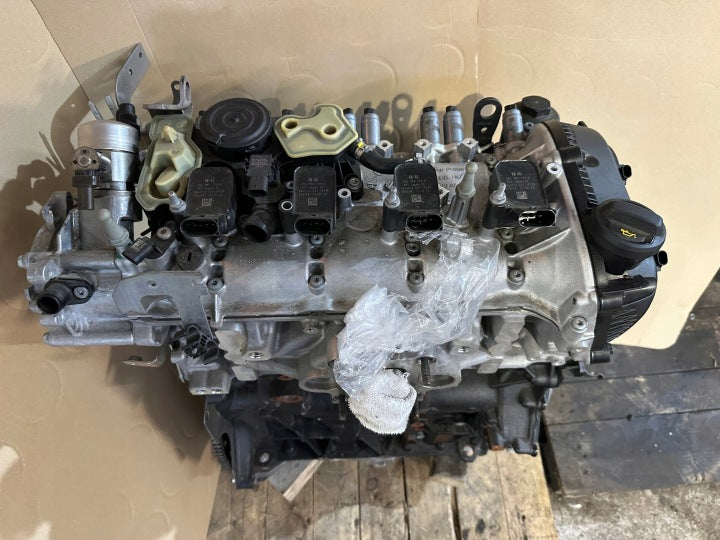 Motor Audi A4 DMS 2.0 TFSI 204PS 150kW 17TKm 2023 Benzin Engine Unkomplett MOT7986380430vu