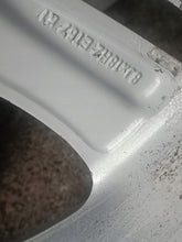 Load image into Gallery viewer, 4x Alufelge 18 Zoll 8.5" 5x112 67ET A2514011302 Mercedes-Benz 8 Rim Wheel FEL1276786572ay