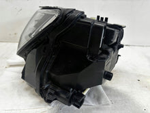 Laden Sie das Bild in den Galerie-Viewer, Frontscheinwerfer Audi E-Tron Sportback Q4 89A941035F Vorderseite Headlight SCH8978992810mm