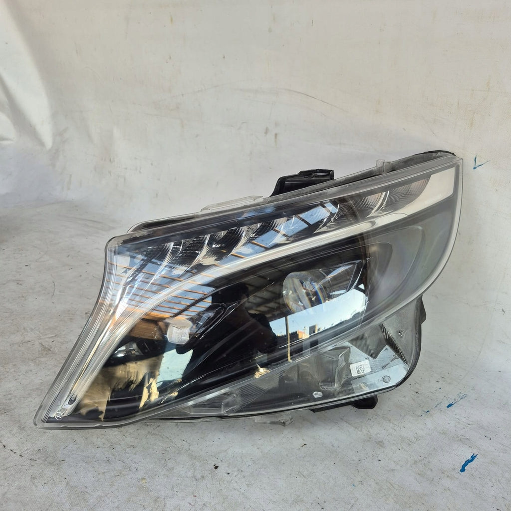Frontscheinwerfer Mercedes-Benz Vito W447 A4479060101 Links Headlight SCH3432771584cx