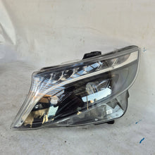 Laden Sie das Bild in den Galerie-Viewer, Frontscheinwerfer Mercedes-Benz Vito W447 A4479060101 Links Headlight SCH3432771584cx