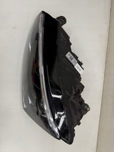 Laden Sie das Bild in den Galerie-Viewer, Frontscheinwerfer Skoda Scala 657941015A LED Links Scheinwerfer Headlight SCH6354698277vc