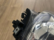 Laden Sie das Bild in den Galerie-Viewer, Frontscheinwerfer Mazda 6 Gj GHP9-51040 Links Scheinwerfer Headlight SCH8650520879aj
