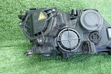 Laden Sie das Bild in den Galerie-Viewer, Frontscheinwerfer Skoda Rapid 5JB941015A Links Scheinwerfer Headlight SCH5421350651pk