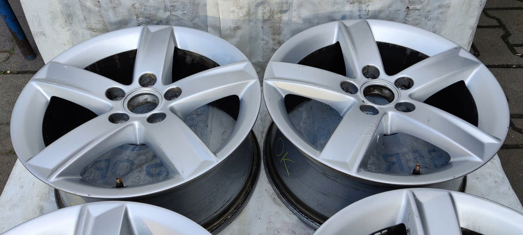 4x Alufelge 16 Zoll 7.0" 5x112 42ET Glanz Silber 4F0071496G Audi Rim Wheel