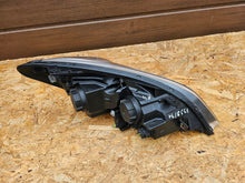 Laden Sie das Bild in den Galerie-Viewer, Frontscheinwerfer Kia Ceed 92101-1H Links Scheinwerfer Headlight