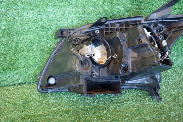 Frontscheinwerfer Toyota Avensis Rechts Scheinwerfer Headlight SCH5270808789ku