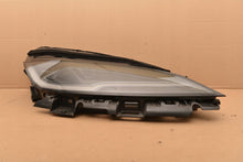 Laden Sie das Bild in den Galerie-Viewer, Frontscheinwerfer Tesla 3 1760889-00-F PMI150921 LED Rechts Headlight SCH8226361943zc