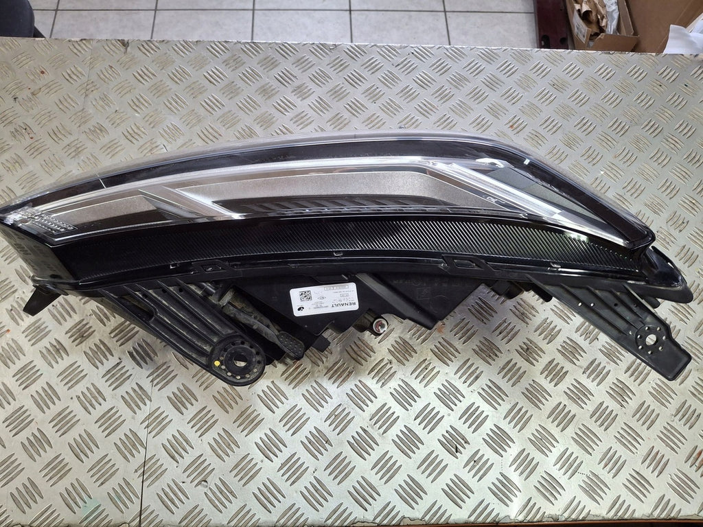 Frontscheinwerfer Dacia Sandero III 260102586R Rechts Scheinwerfer Headlight SCH3213032767zu