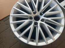 Load image into Gallery viewer, 1x Alufelge 17 Zoll 7.0" 5x112 33ET Glanz Silber 1K8601025L VW Scirocco FEL8502648202gn