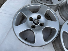 Load image into Gallery viewer, 4x Alufelge 15 Zoll 6.0&quot; 4x108 18ET Silber Citroën Rim Wheel