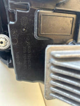Laden Sie das Bild in den Galerie-Viewer, Frontscheinwerfer Mercedes-Benz Gla A2479063605 LED Rechts Headlight SCH1047907988of