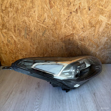 Laden Sie das Bild in den Galerie-Viewer, Frontscheinwerfer Kia Sportage IV 92102F1500 Ein Satz Scheinwerfer Headlight SCH4606635766hb