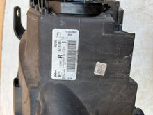 Laden Sie das Bild in den Galerie-Viewer, Frontscheinwerfer Seat Ibiza I 6J1941006K Rechts Scheinwerfer Headlight SCH3819460885ix