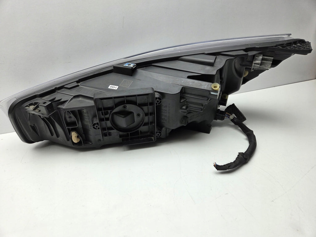 Frontscheinwerfer Ford Focus 00220623-06 Rechts Scheinwerfer Headlight SCH5708512128yo