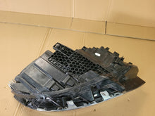 Laden Sie das Bild in den Galerie-Viewer, Frontscheinwerfer VW Passat B8 3G1941081T Rechts Scheinwerfer Headlight SCH3939632664gx