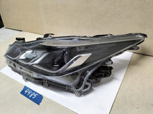 Laden Sie das Bild in den Galerie-Viewer, Frontscheinwerfer Toyota Corolla 81150-02T31 Links Scheinwerfer Headlight SCH8035878319uh