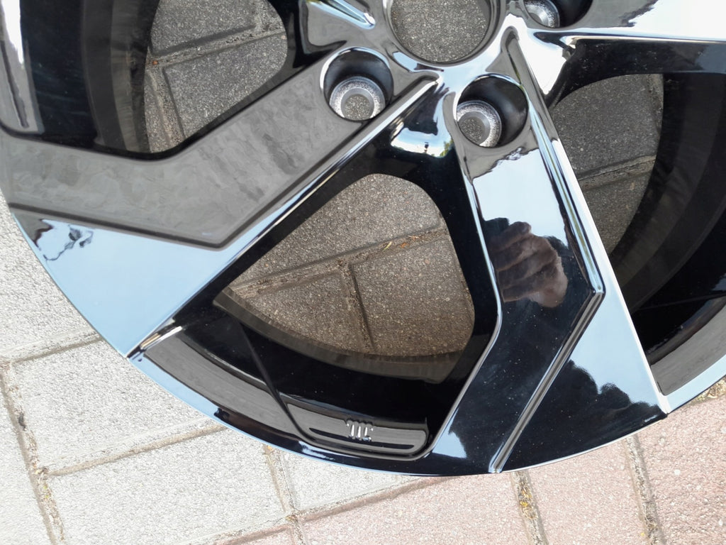 1x Alufelge 17 Zoll 7.0" 5x114.3 45ET Glanz Nissan I 1 Rim Wheel FEL5218832224ux