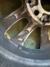 Load image into Gallery viewer, 1x Alufelge 17 Zoll 7.0" 5x112 A2054018000 Mercedes-Benz Rim Wheel FEL9523739044am