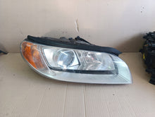 Laden Sie das Bild in den Galerie-Viewer, Frontscheinwerfer Volvo Xc70 31214348 Xenon Ein Stück (Rechts oder Links)