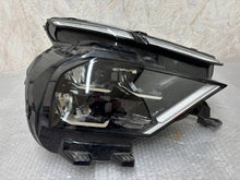 Laden Sie das Bild in den Galerie-Viewer, Frontscheinwerfer Citroën C4 III 9830649280 73374698 LED Rechts Headlight SCH4413680534fr