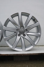 Laden Sie das Bild in den Galerie-Viewer, 4x Alufelge 18 Zoll 8.0&quot; 5x112 47ET Glanz Silber 8K0601025BT Audi Rim Wheel